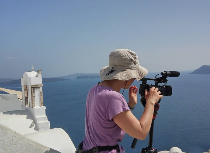 Φιλοξενία από το Δήμο Θήρας ταξιδιωτικής τηλεοπτικής εκπομπής από την Ιταλία