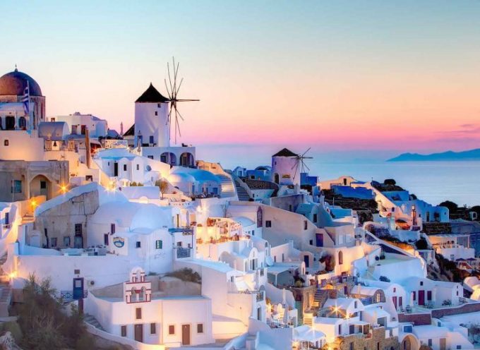Η Σαντορίνη ο πιο ακριβός προορισμός στη Μεσόγειο τον Απρίλιο