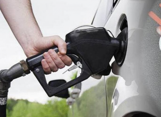 Τιμή βενζίνης: Στο 1.950 η αμόλυβδη – Πάνω από 2 ευρώ στα νησιά
