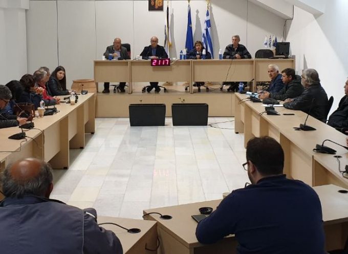 Σαντορίνη: “Σύσκεψη για τις πρόσφατες ζημιές στο οδικό δίκτυο του Αθηνιού”