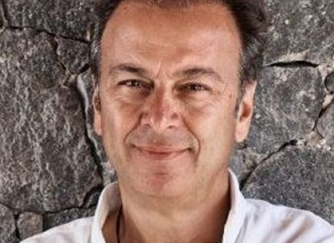 Α. Ηλιόπουλος: Η πτώση του τζίρου στη Σαντορίνη μπορεί να φτάσει και το 70%