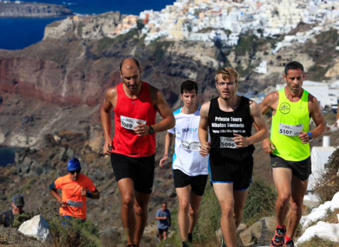 Η SIXT μετέτρεψε το Santorini Experience 2025 σε μια διαδρομή γεμάτη εμπειρίες