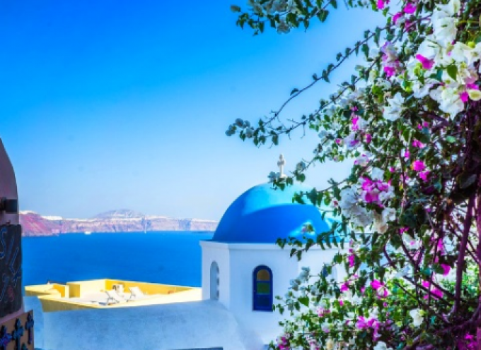 Άνοιγμα τουρισμού: Η Ελλάδα στο Top 3 των προορισμών της Μεσογείου – Η Σαντορίνη στις πρώτες προτιμήσεις