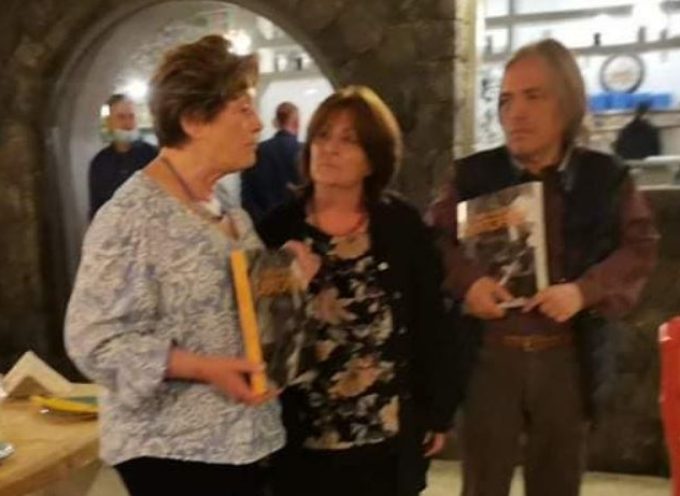 Δείπνο παρέθεσε ο Δήμος Θήρας, στα μέλη της Τράπεζας Αίματος Σαντορίνης και στο κλιμάκιο Αιμοδοσίας του Νοσοκομείου του Ελλ. Ερυθρού Σταυρού,