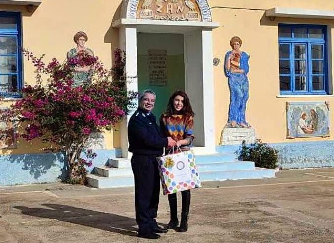 Η Ένωση Αξιωματικών Αστυνομίας Νοτίου Αιγαίου στηρίζει οικονομικά τις εορταστικές εκδηλώσεις των Διευθύνσεων Αστυνομίας και παράλληλα ενισχύει το εκπαιδευτικό έργο δημοτικών σχολείων