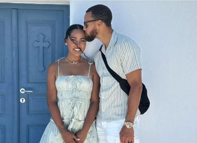 Στεφ Κάρι: Γιόρτασε στην Σαντορίνη την επέτειο γάμου με την σύζυγό του – Δείτε εικόνες