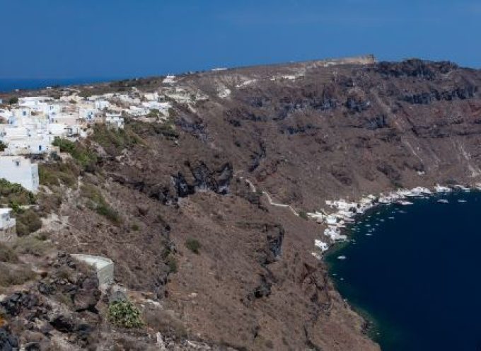 «Διακοπές νερού στη Νήσο Θηρασιά λόγω βλάβης στις εγκαταστάσεις  αφαλάτωσης