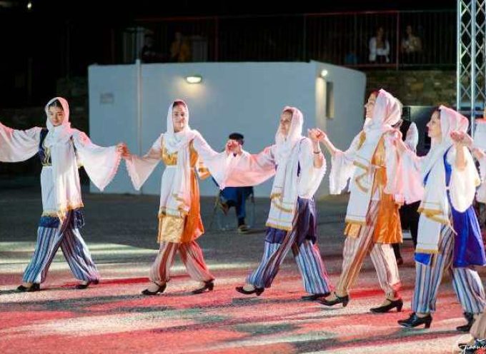 Σε Φεστιβάλ στη Σίφνο τα μέλη της χορευτικής ομάδας της Ένωσης Θηραίων Λαυρεωτικής [ΒΙΝΤΕΟ]