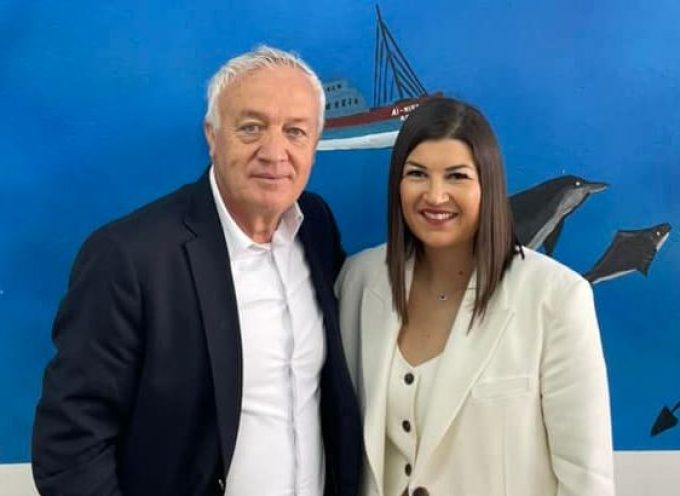 Ο Βουλευτής Κυκλάδων Μ.Καφούρος στην κοπή της βασιλόπιτας του Επαρχείου Θήρας