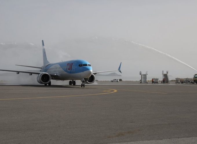 Πτήσεις εξωτερικού τον Απρίλιο: πτώση 3,69 % για την Σαντορίνη