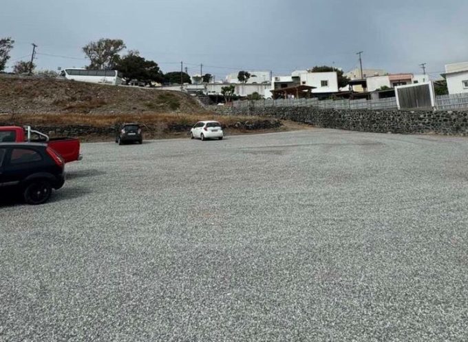 Σε κεντρικό σημείο του Πύργου, λίγα μόλις μέτρα κάτω από την κεντρική πλατεία, παραδόθηκε προς χρήση νέος χώρος στάθμευσης.