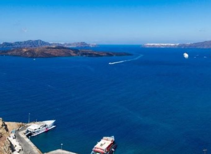 Σαντορίνη: Συνελήφθη πλοίαρχος που απέπλευσε πέντε λεπτά νωρίτερα