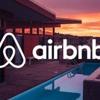Airbnb: Tα έσοδα κοντά στο 1 δισ. αλλάζουν τον κυβερνητικό σχεδιασμό
