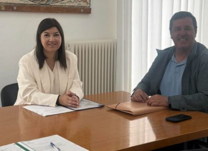 Έπαρχος Θήρας: Συνάντηση στην Ίο με τον Δήμαρχο του νησιού