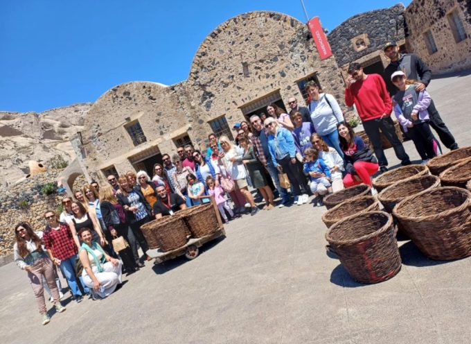 Μια εξαιρετική ξενάγηση περίμενε την περιβαλλοντική ομάδα Μαντιλίδα του Πολιτιστικού συλλόγου Εμπορείου το πρωί στο βιομηχανικό μουσείο ντομάτας