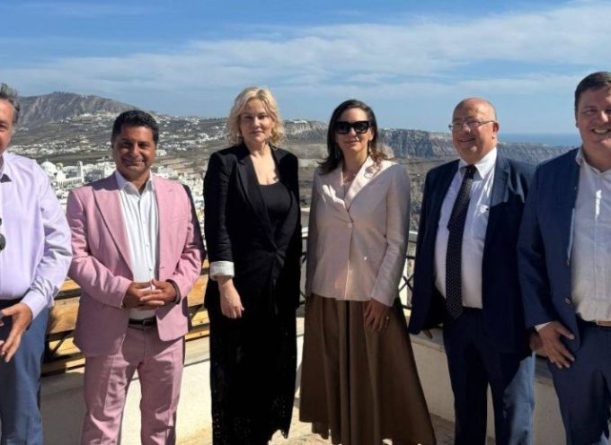 Ομιλία του Δημάρχου Θήρας κ. Νίκου Ζώρζου στο Συνέδριο της Πανελλήνιας Ομοσπονδίας Ξενοδόχων.