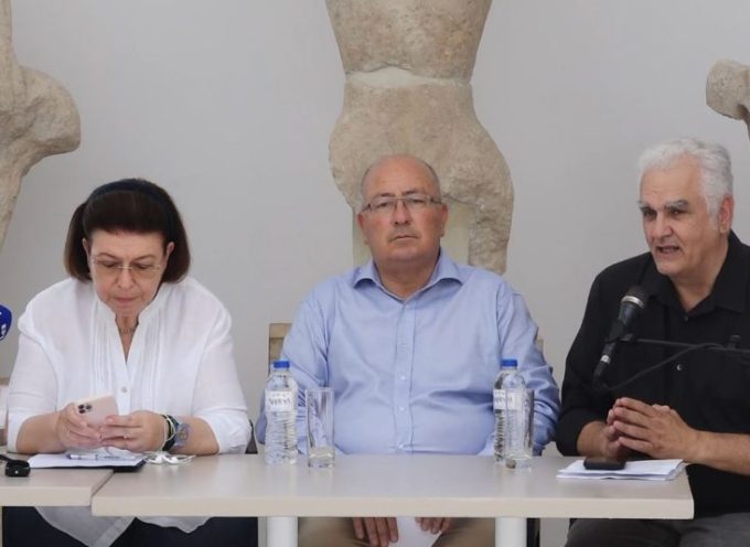 Η συνέντευξη τύπου στο νέο Αρχαιολογικό Μουσείο Θήρας (βίντεο)
