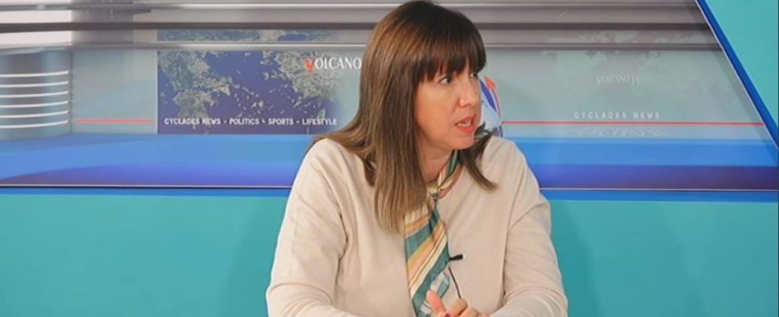 Η ΠΡΟΕΔΡΟΣ ΤΟΥ ΔΣ ΘΗΡΑΣ Γ ΝΟΜΙΚΟΥ ΣΤΟ VOLCANO TV