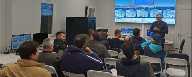 Εκπαιδευτική επίσκεψη του Β & Γ Εσπερινού ΕΠΑΛ Θήρας στη Μονάδα Αφαλάτωσης Αγίας Παρασκευής