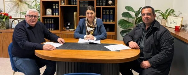 Έπαρχος Θήρας: Με ιδιαίτερη χαρά υποδεχθήκαμε την Τρίτη στη Σαντορίνη τον φίλο Αντιπεριφερειάρχη Πρωτογενούς Τομέα Φιλήμονα Ζανεττίδη