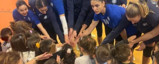 Ο Α.Ο. Θήρας, μια μεγάλη αγκαλιά για τα παιδιά της Σαντορίνης.