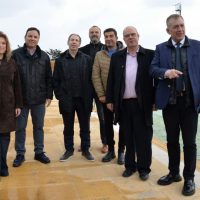 ΝΕΑ ΕΠΟΧΗ ΓΙΑ ΤΟΝ ΑΘΛΗΤΙΣΜΟ ΤΩΝ ΚΥΚΛΑΔΩΝ  ΑΝΑΒΑΘΜΊΖΕΤΑΙ ΤΟ ΔΗΜΟΤΙΚΟ ΚΟΛΥΜΒΗΤΗΡΙΟ ΤΗΣ ΣΥΡΟΥ ΜΕ 1.178.000€  Η ΞΕΧΑΣΜΕΝΗ ΣΥΡΟΣ ΣΤΟΝ ΑΘΛΗΤΙΚΟ ΧΑΡΤΗ ΤΗΣ ΧΩΡΑΣ, ΜΕ ΕΡΓΑ ΥΨΟΥΣ 4.262.574€