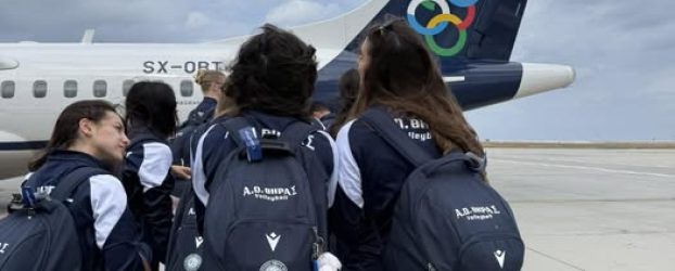 Με «προίκα» το νικηφόρο αποτέλεσμα της εντός έδρας πρεμιέρας των πλέι οφ για τις θέσεις 1-8 της Volley League γυναικών ο Α.Ο. Θήρας αντιμετωπίζει το Σάββατο 28 Μαρτίου (20.30) στο κλειστό της Μίκρας τον ΠΑΟΚ