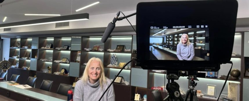 Στη Σαντορίνη, εκεί όπου η επιστήμη συναντά ένα από τα πιο δυναμικά ηφαιστειακά συστήματα παγκοσμίως.