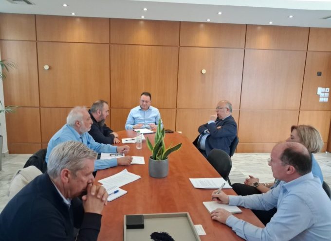 Τα προβλήματα της εκπαίδευσης στη Θήρα στο Υπουργείο Παιδείας  Η Ένωση Γονέων ζητά λύσεις