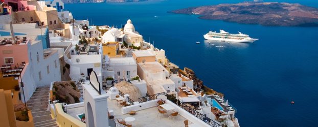 Νέα παράταση ενός έτους στην αναστολή έκδοσης οικοδομικών αδειών στην εκτός σχεδίου δόμηση στη Σαντορίνη