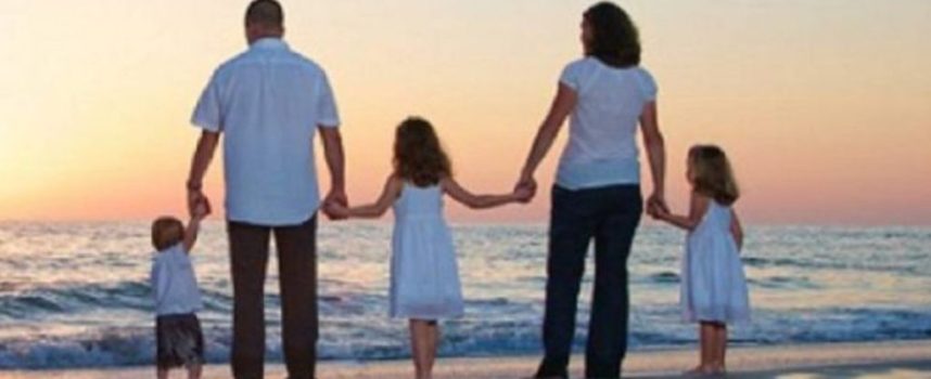 Στην πρώτη κοπή πίτας του καλεί ο Σύλλογος Τριτέκνων Επαρχίας Θήρας