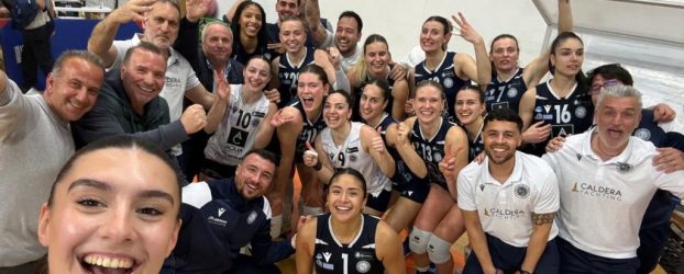 Στα ημιτελικά της Volley League γυναικών προκρίθηκε πανηγυρικά για 7η φορά στην ιστορία του ο Α.Ο. Θήρας.